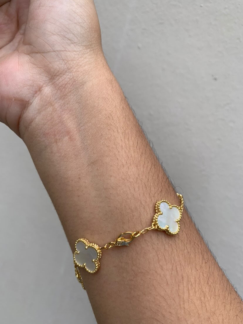 Brazalete Van Cleef Gold/Blanco