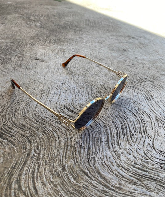 Lentes Miu Miu Ovalados Negros