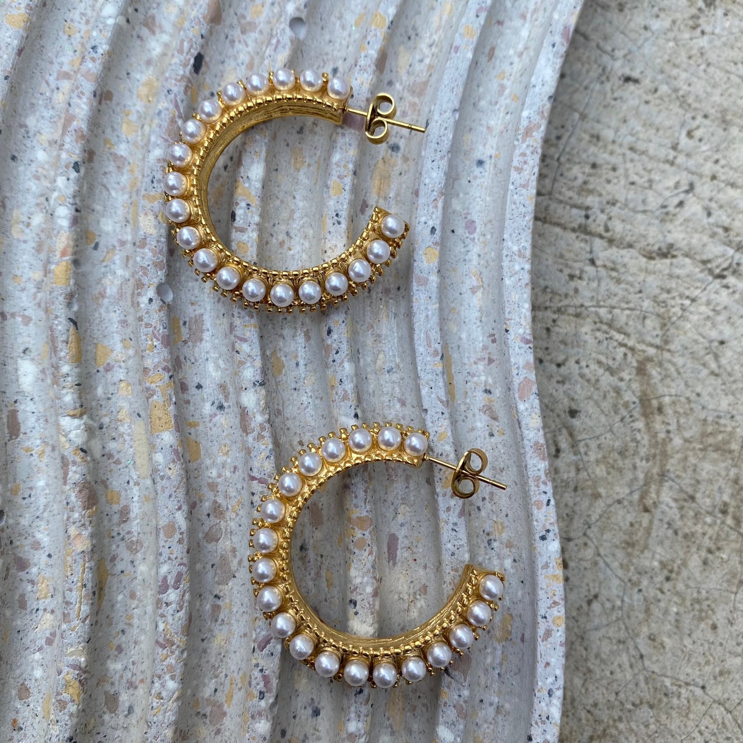 Hoops Gold con Mini Perlas