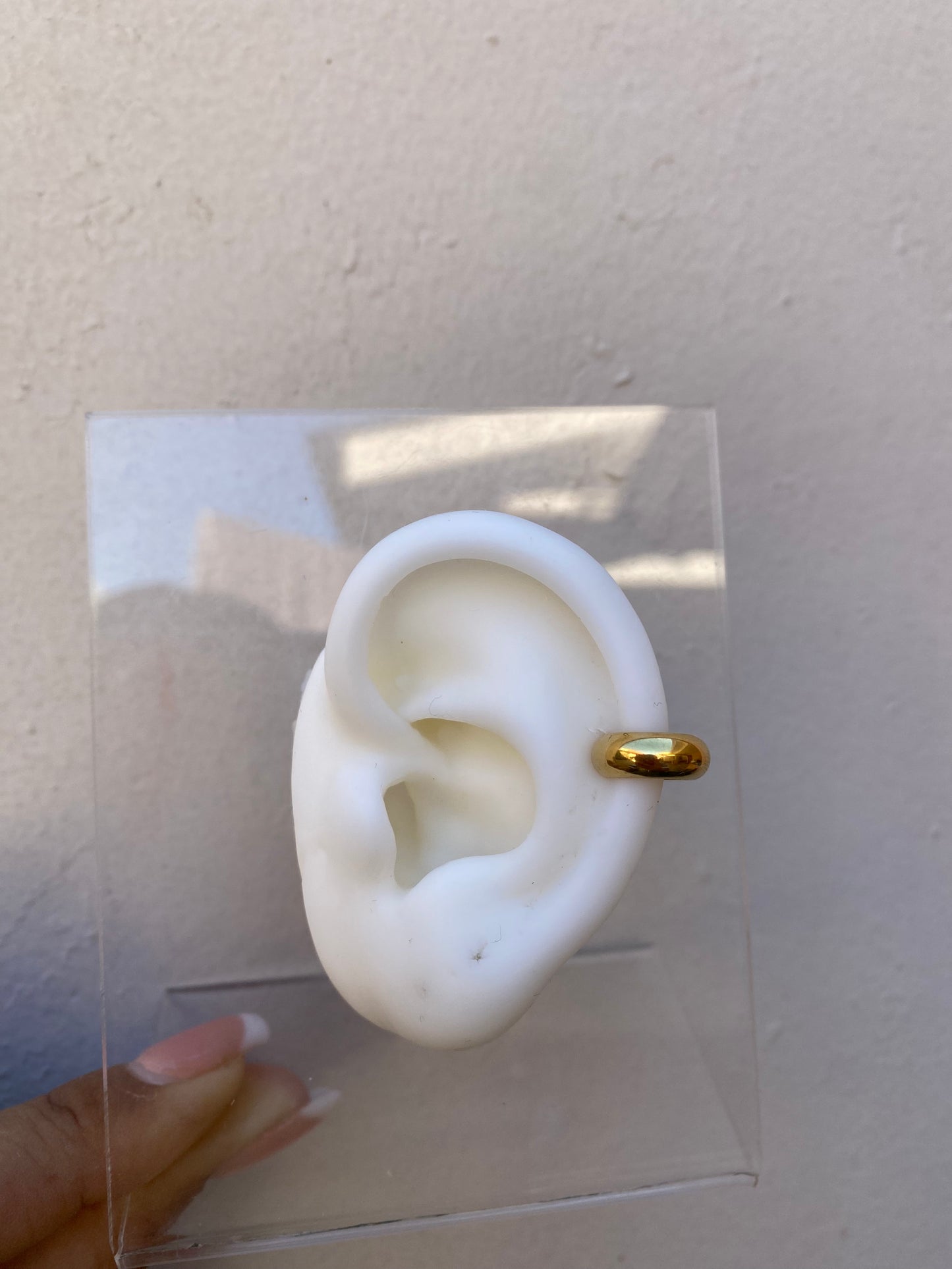 Earcuff Donita Gold Mediano
