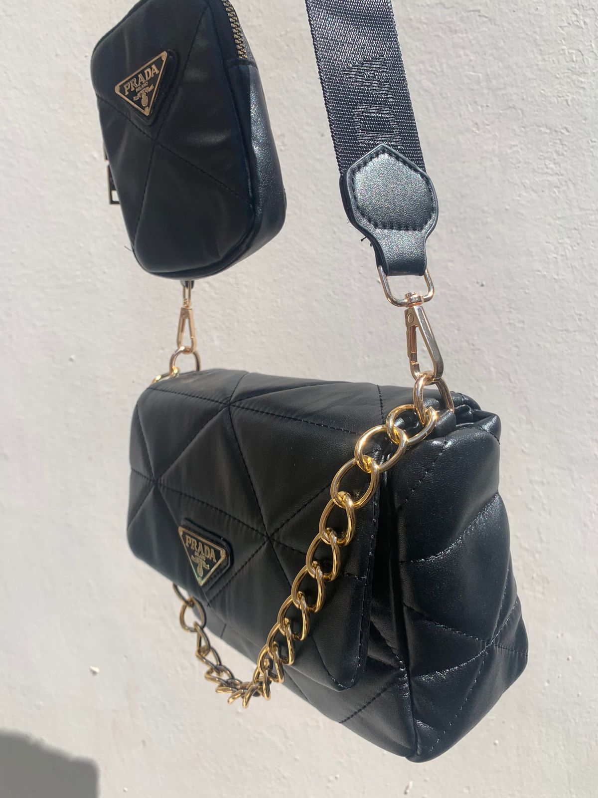 Cartera Prada con Mini Pouch