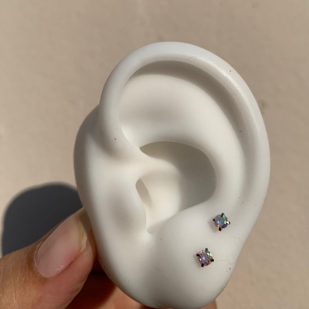 Par Piercings Silver Puntos Tornasol Medianos