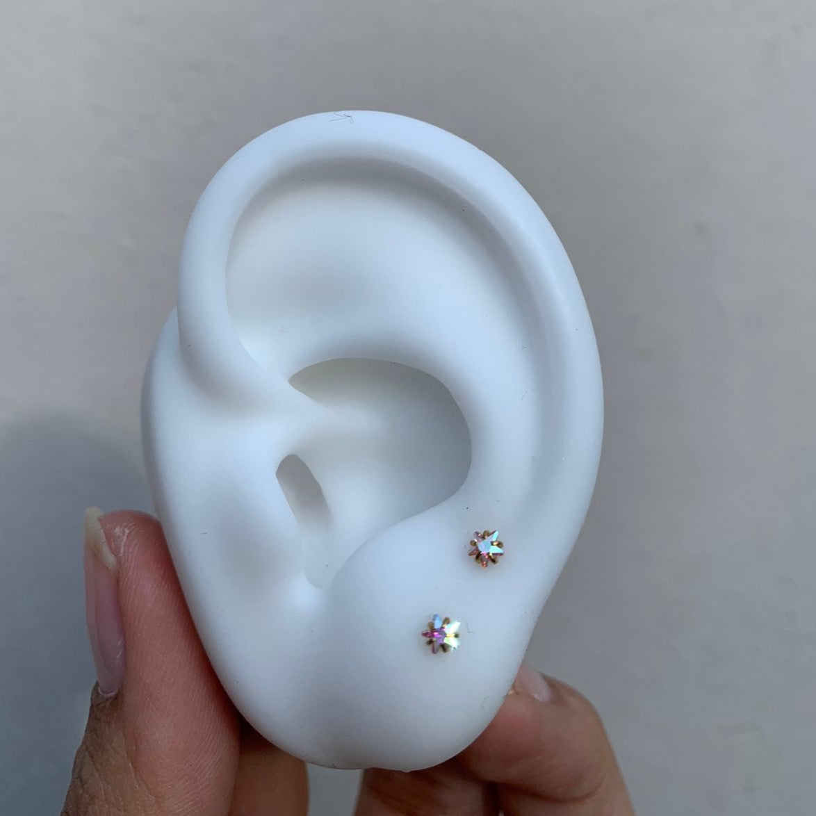 Par Piercings Estrellas Tornasol Pñas