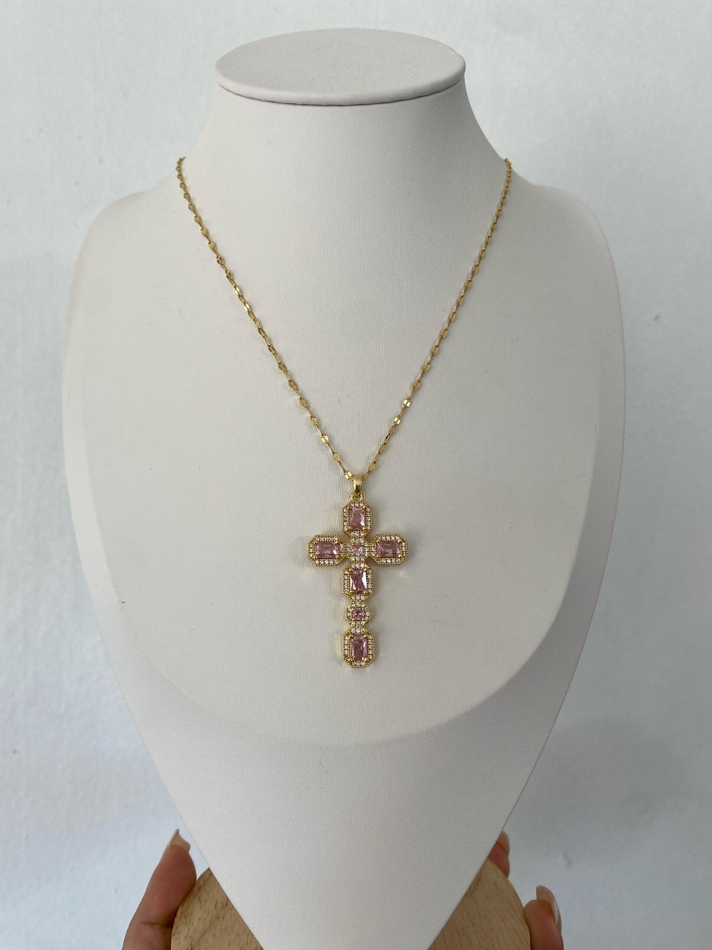 Cadena Cruz Pink