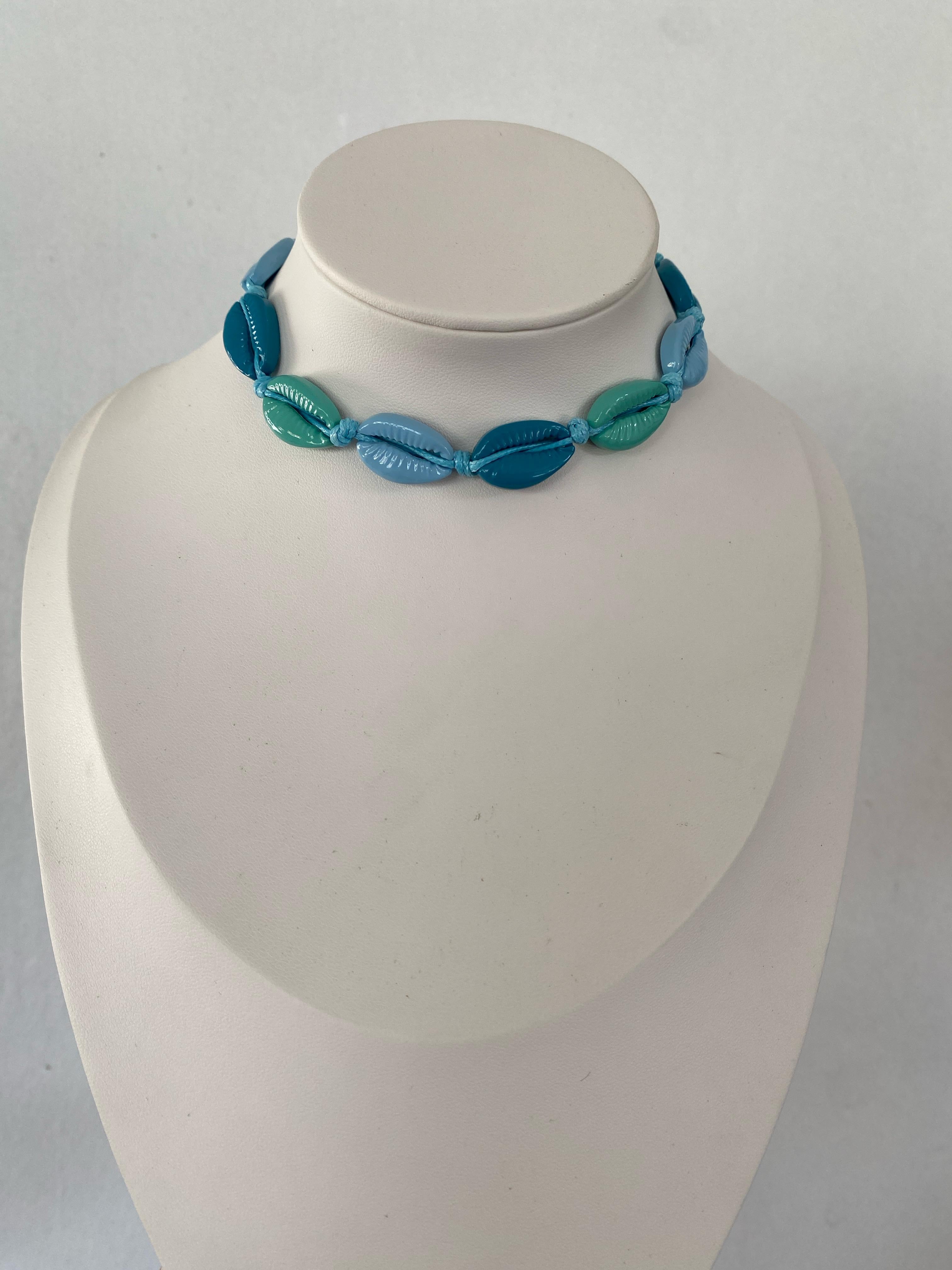 Chocker Seashell Blue