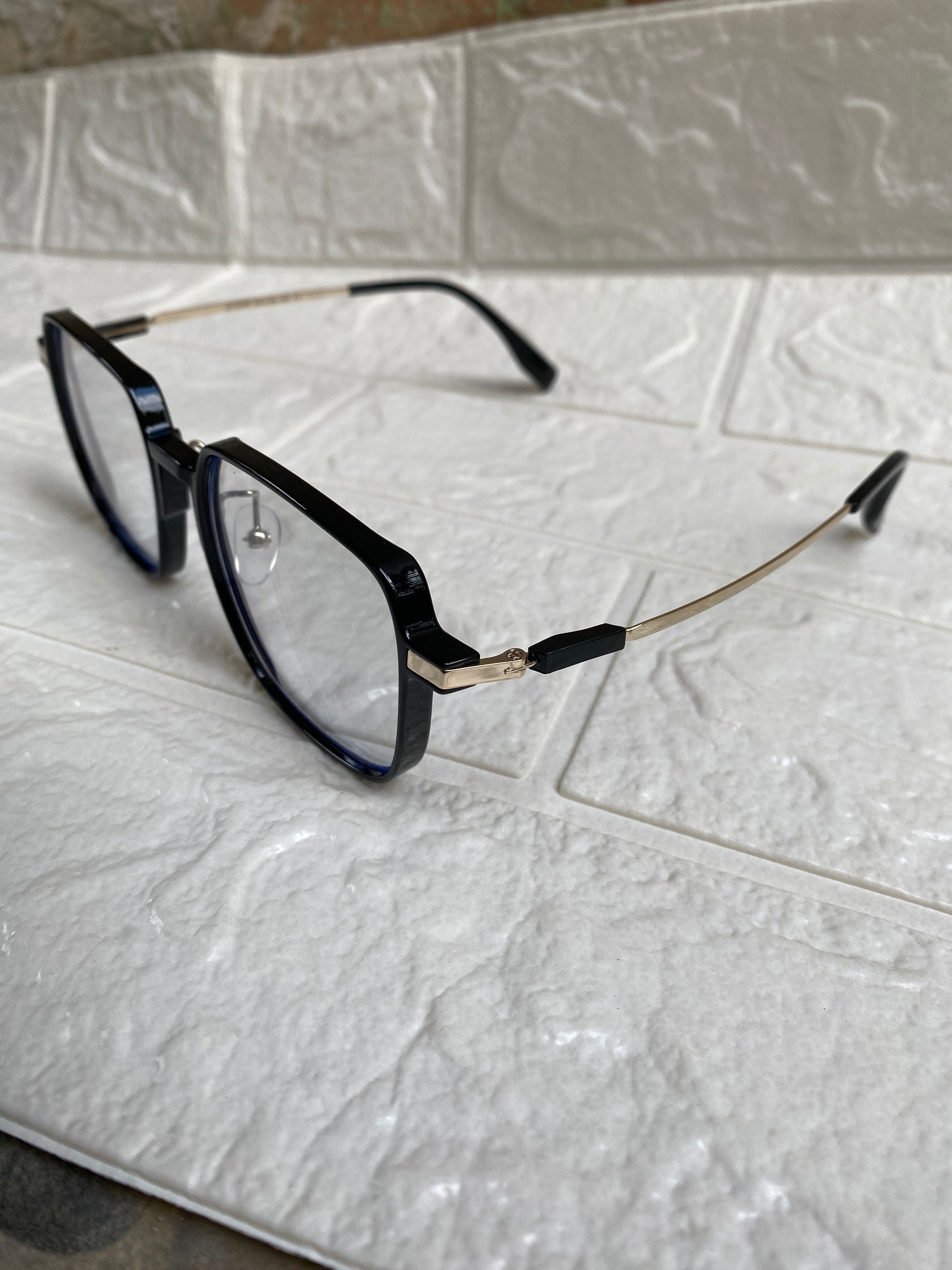 Lentes Fotocromáticos Negros