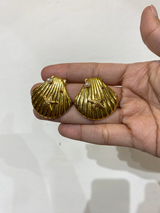 Studs Concha y Charms