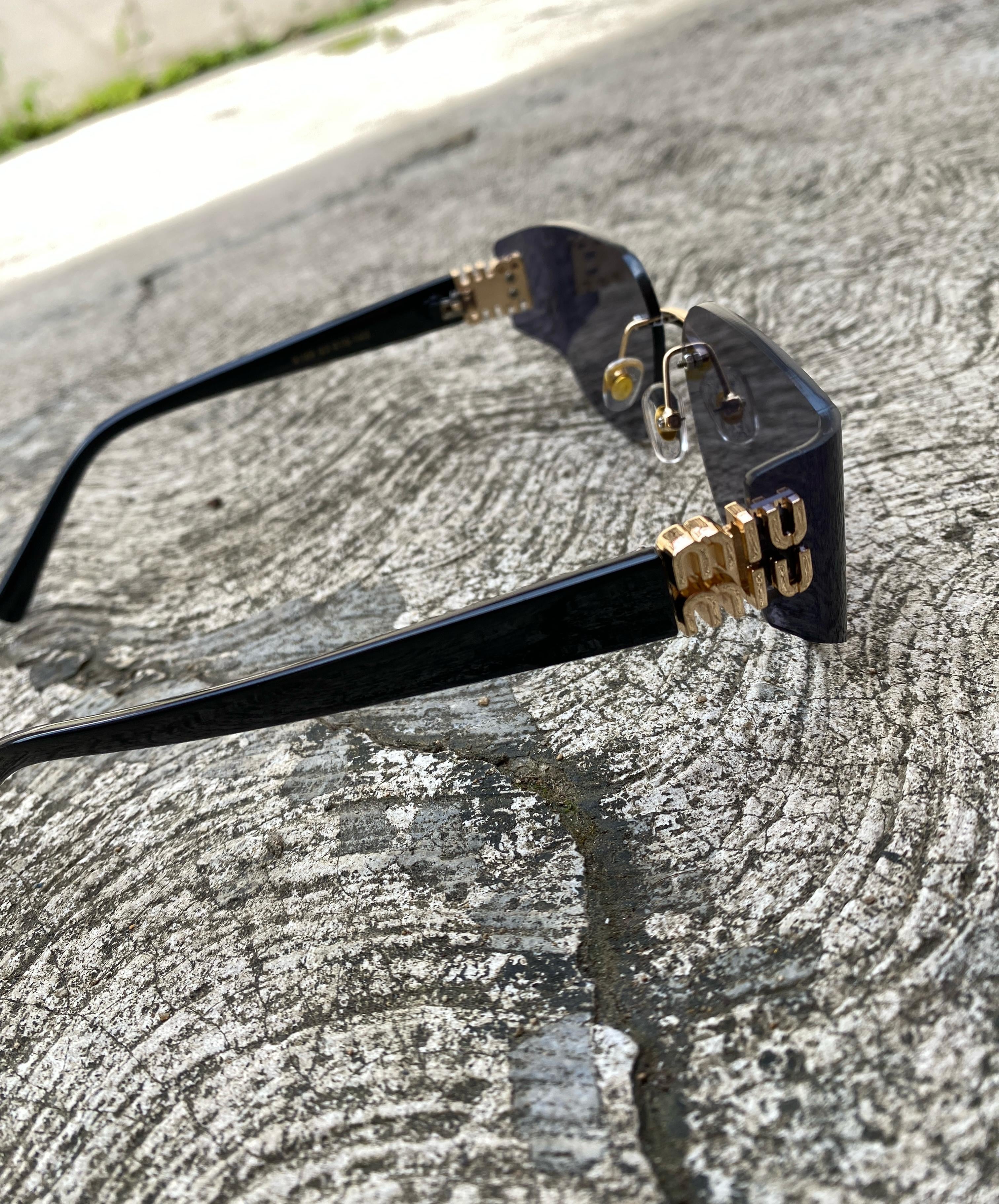 Lentes Miu Miu Vintage Negros patitas plasticas
