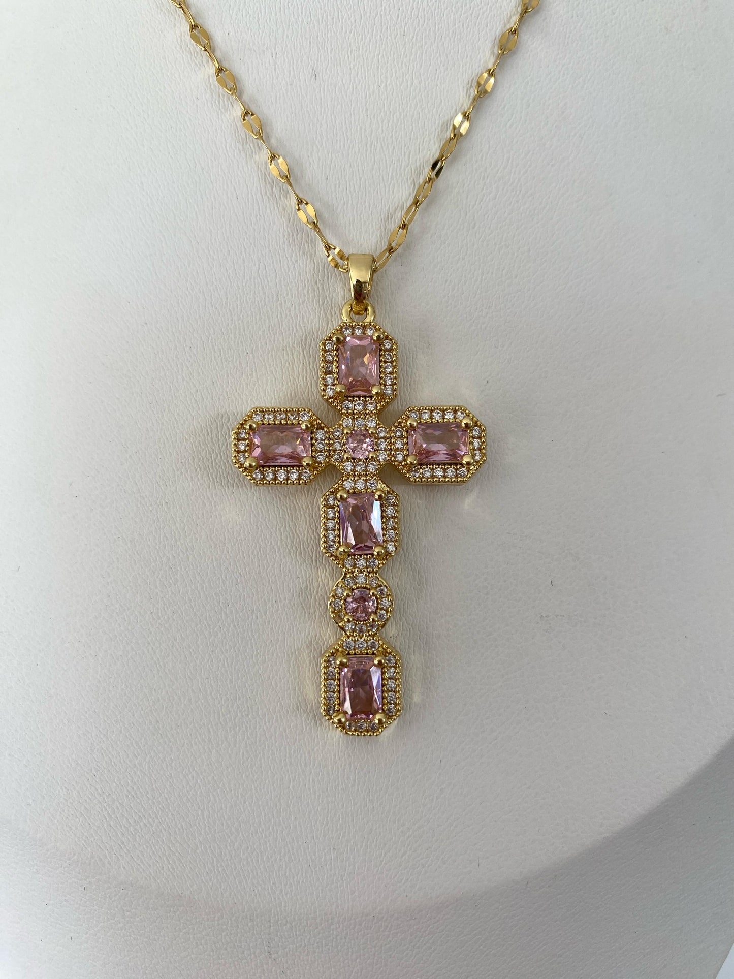 Cadena Cruz Pink