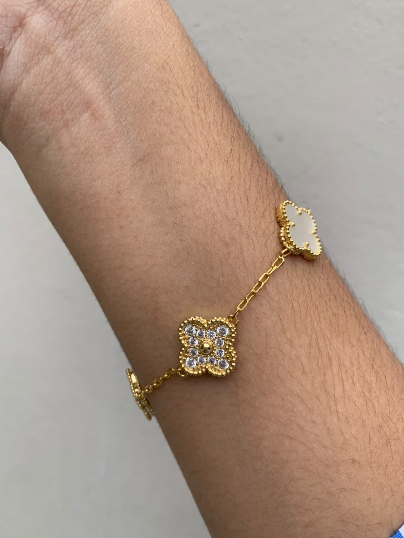 Brazalete Van Cleef Gold/Blanco