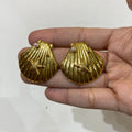 Studs Conchas con Charms