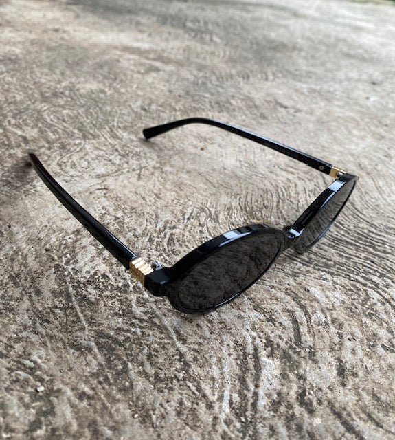 Lentes Miu Miu Ovalados Negros