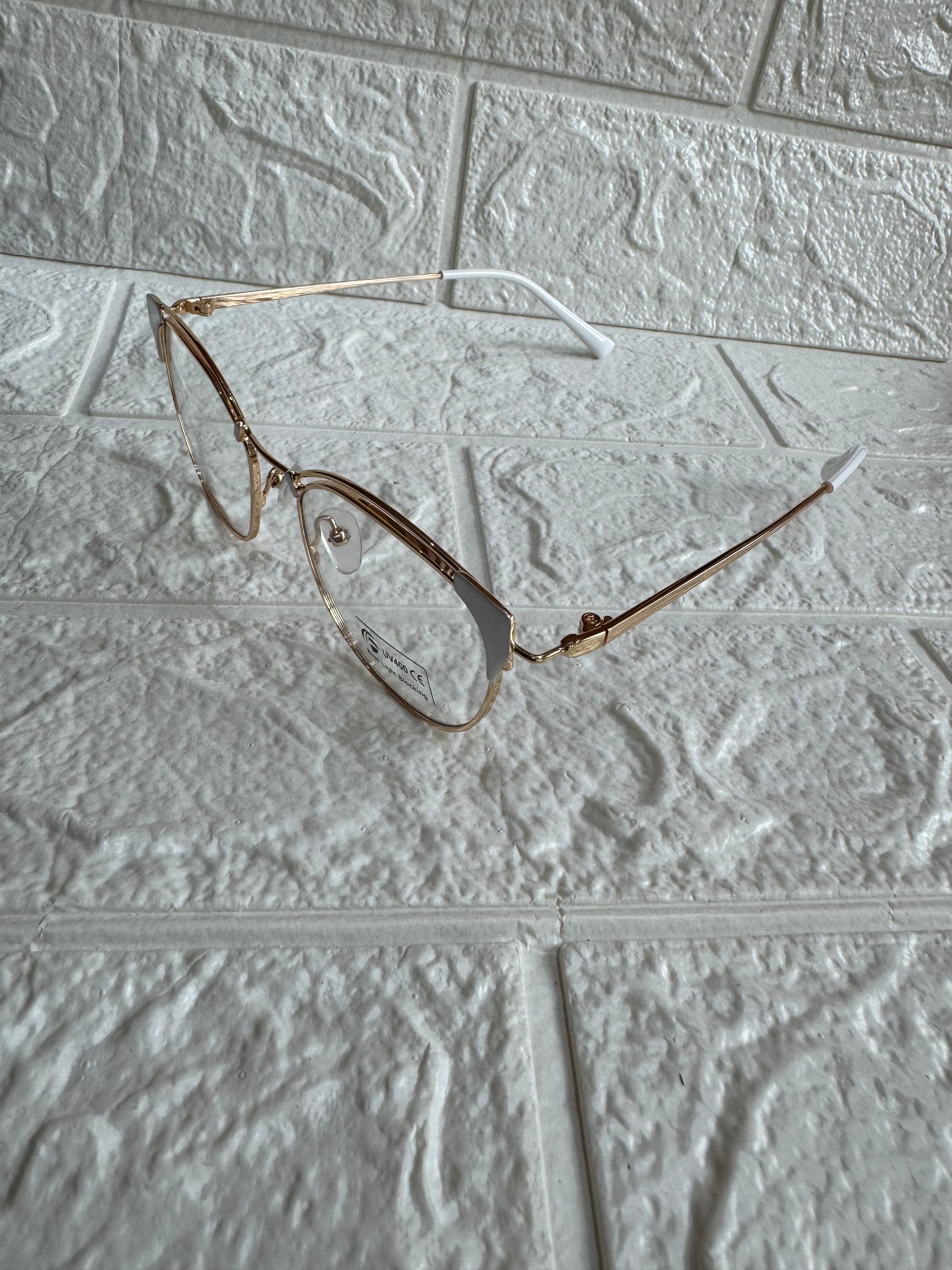 Lentes Cat Eye Doble Gold y Esquinas Blancas
