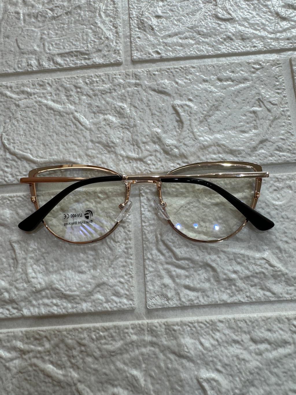 Lentes Cat Eye Negro Linea Cruzada Gold