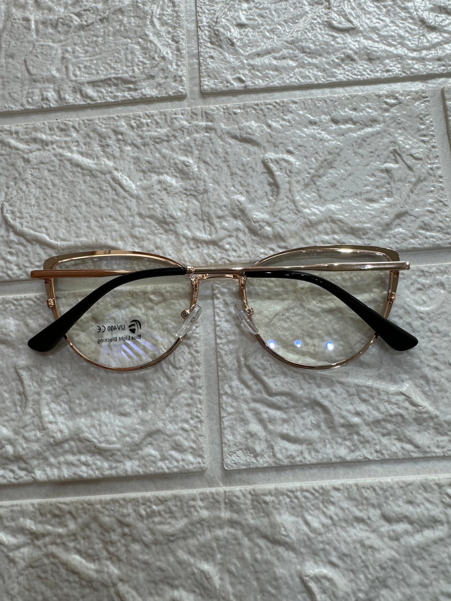 Lentes Cat Eye Negro Linea Cruzada Gold