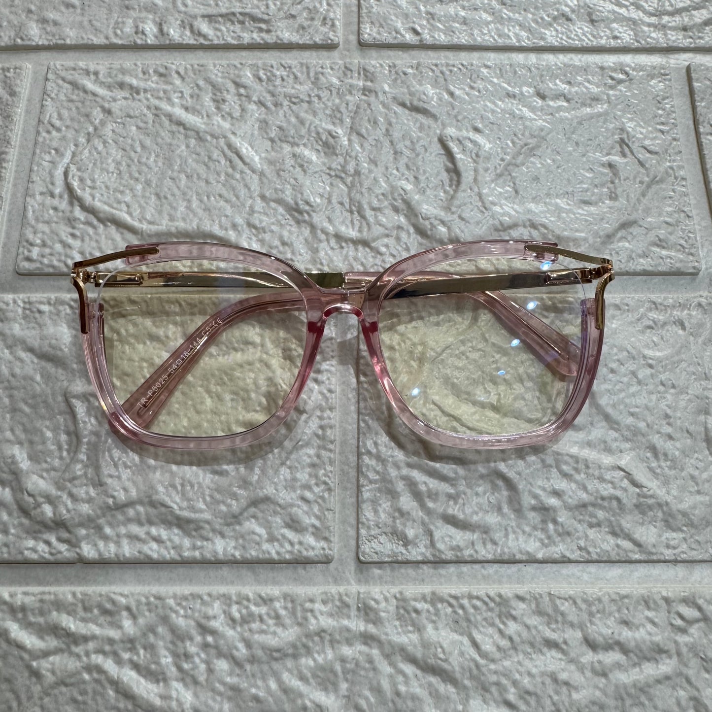 Lentes Pink Esquinas de Metal Gold