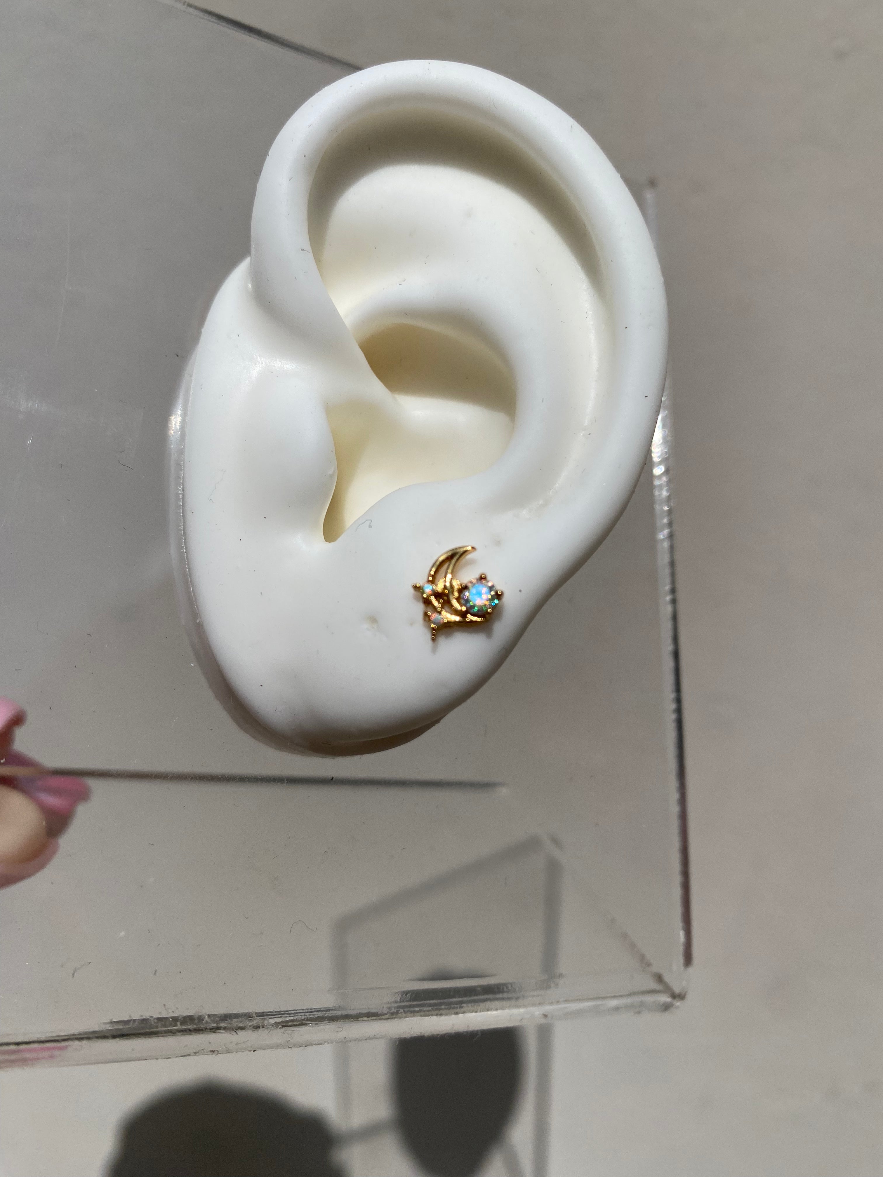 Piercing Media Luna con Tornasol