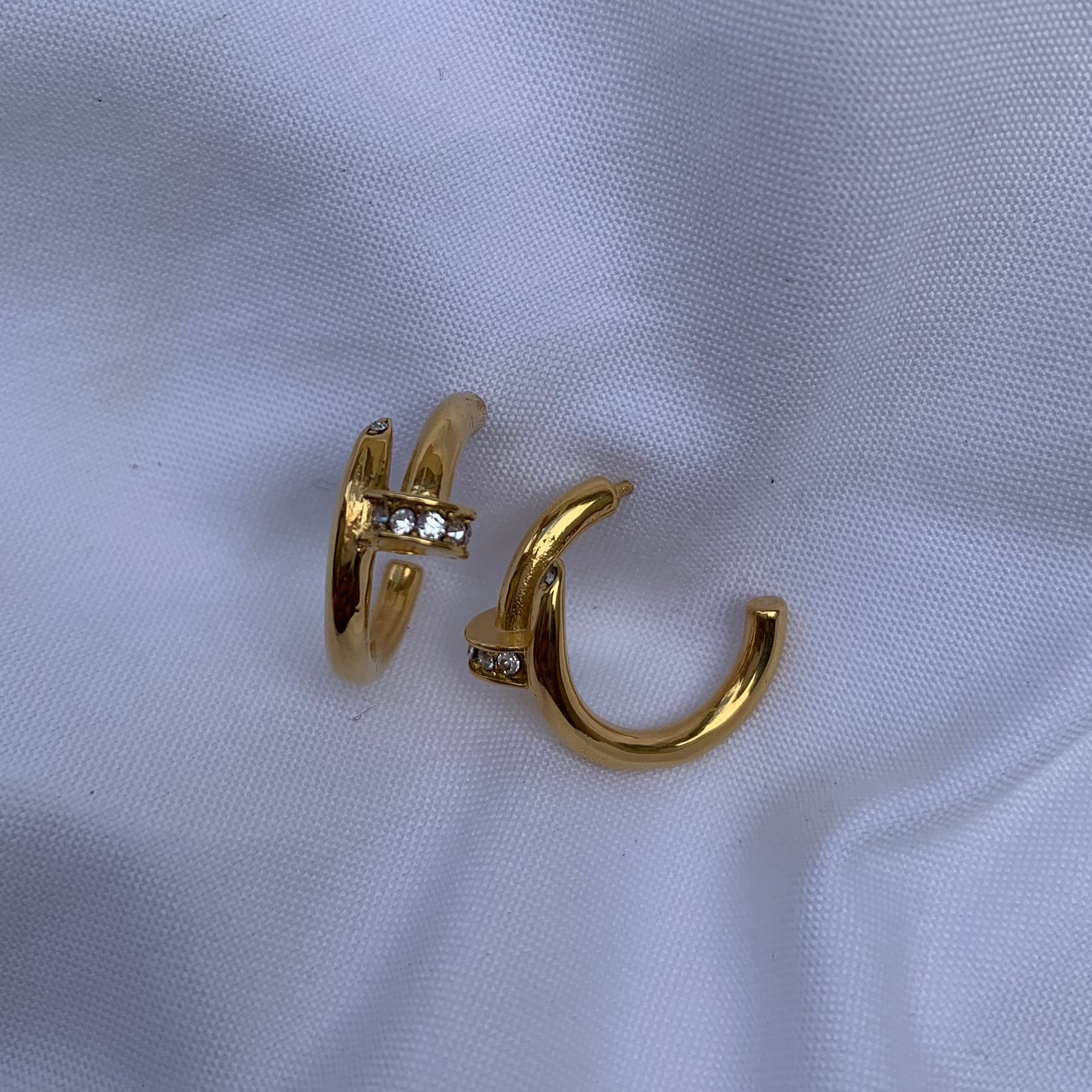 Hoops Clavo Gold