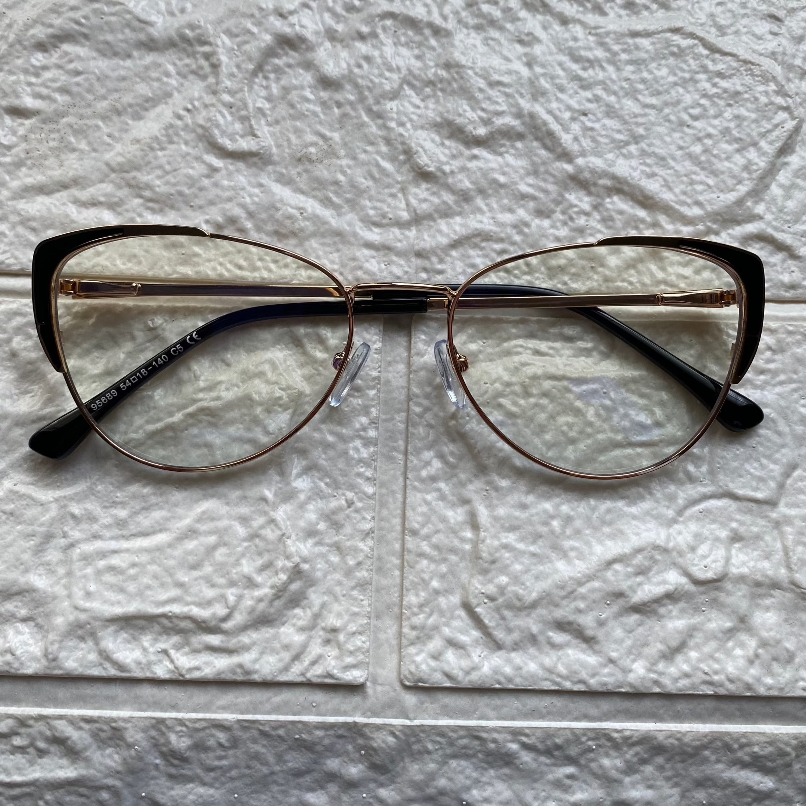 Lentes Cat Eye Gold Esquinas Black