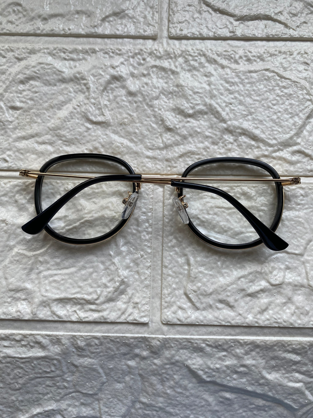 Lentes Semiredondo Black and Gold