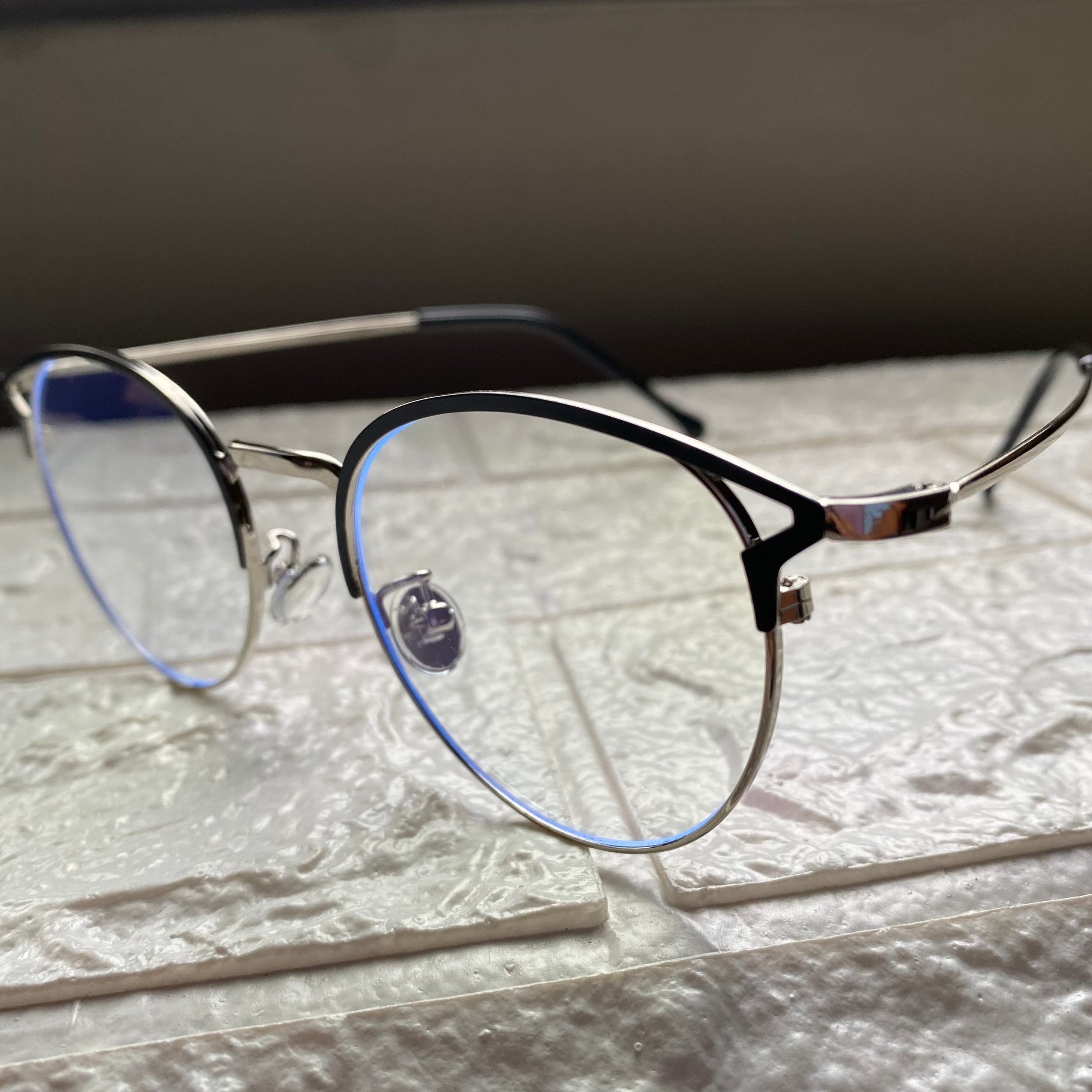 Lentes Cat Eye Silver y Negro de Metal
