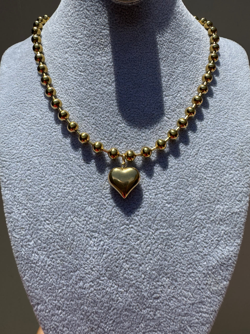 Chocker Bobas y Heart Gold