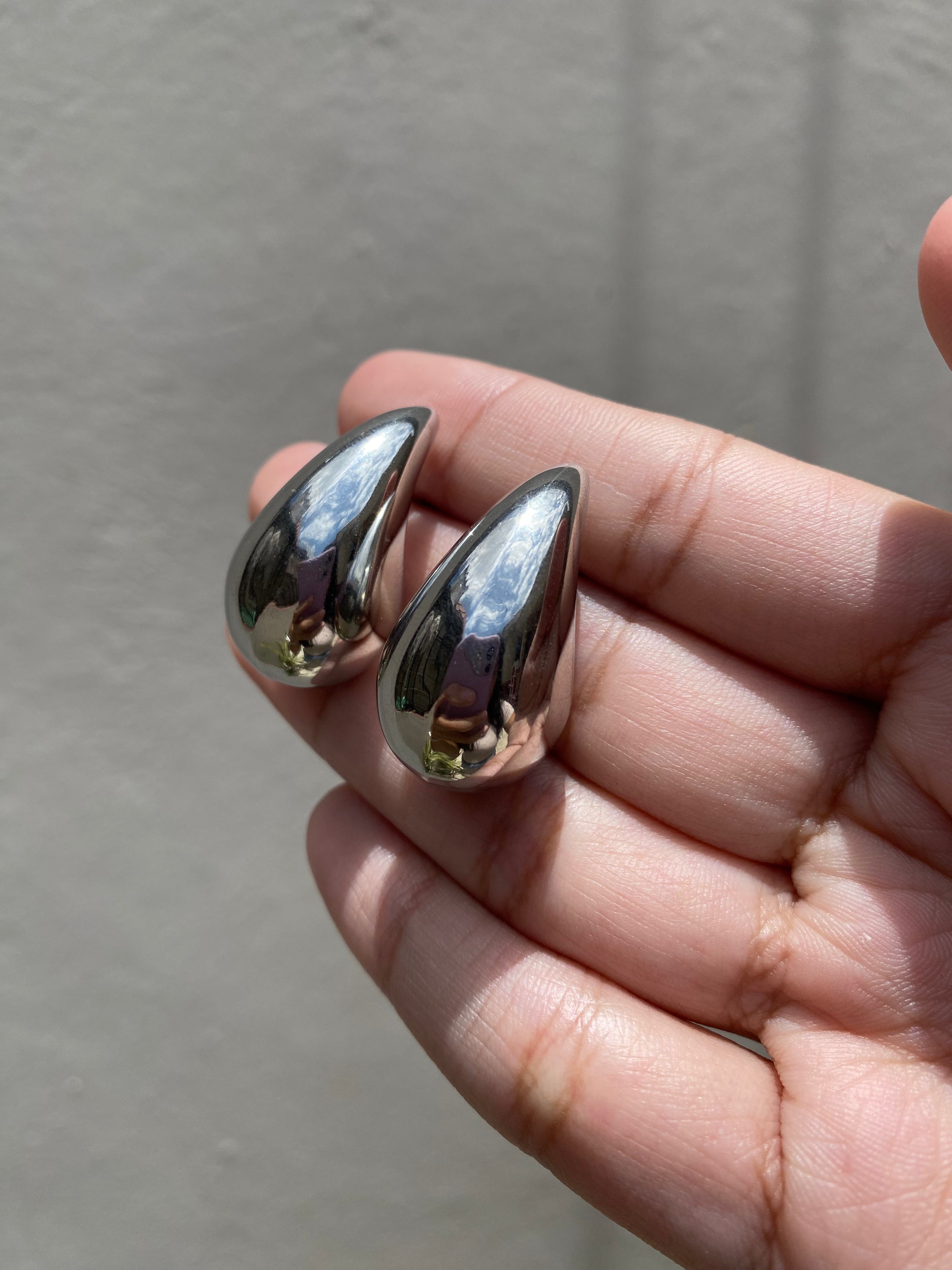 Gotas Large Silver