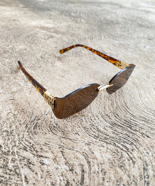 Lentes Miu Miu Vintage Pequeño Cafe con Leopardo