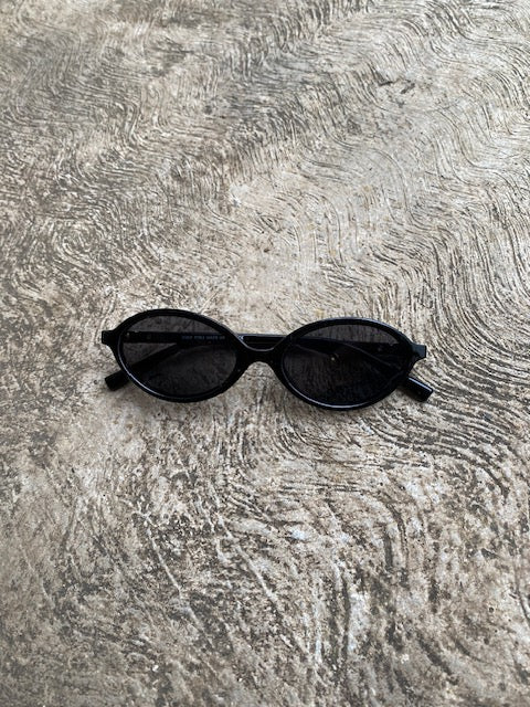 Lentes Miu Miu Ovalados Negros