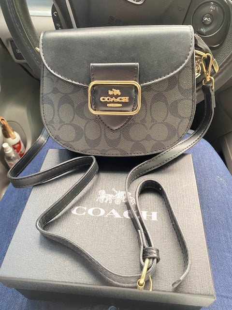Cartera Coach Negra Pequeña