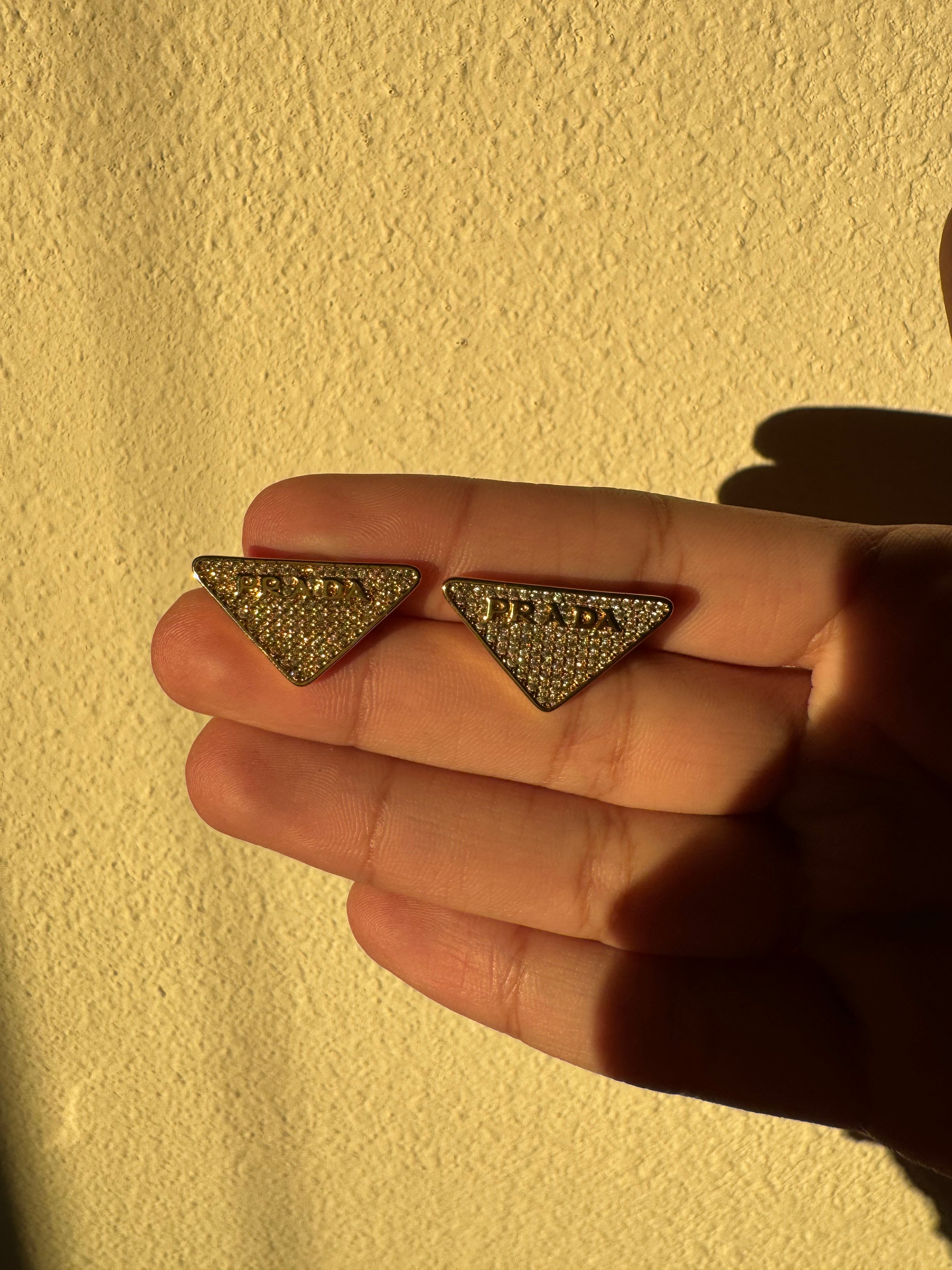 Studs Prada Full Bling Gold