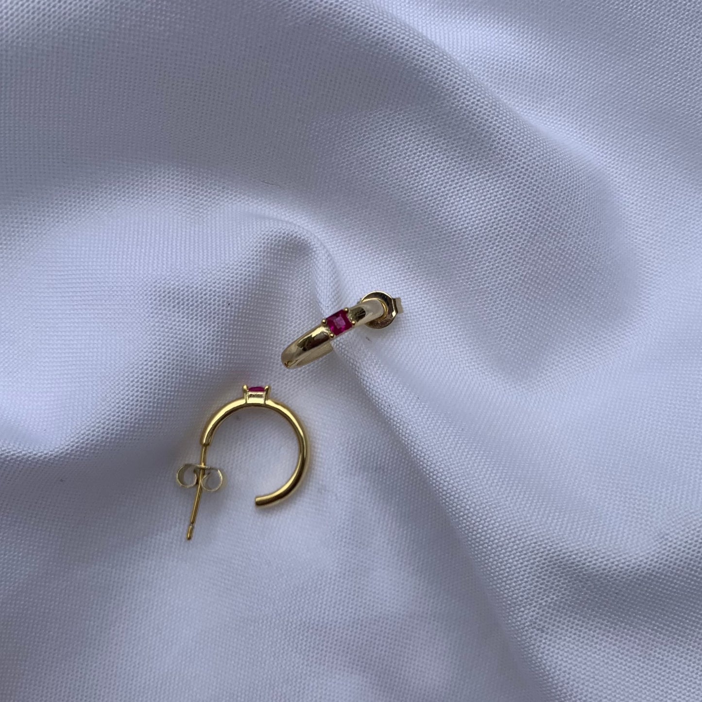 Mini hoops Gold con Punto Pink