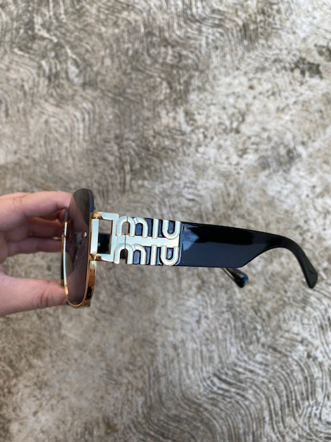 Lentes Miu Miu Cuadrados Black & Gold