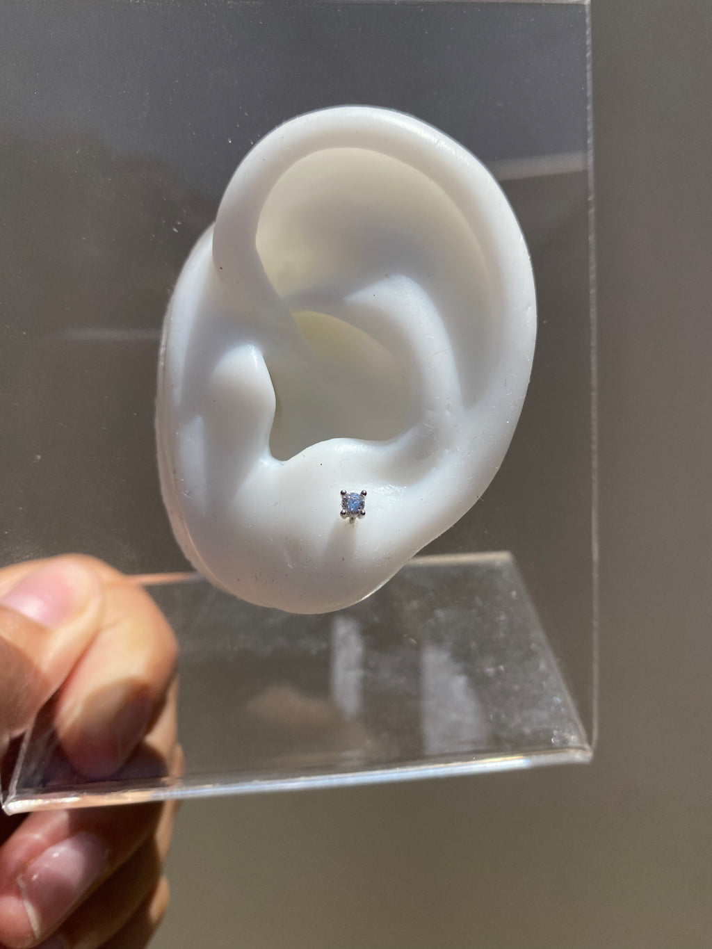 Piercing Dot Silver