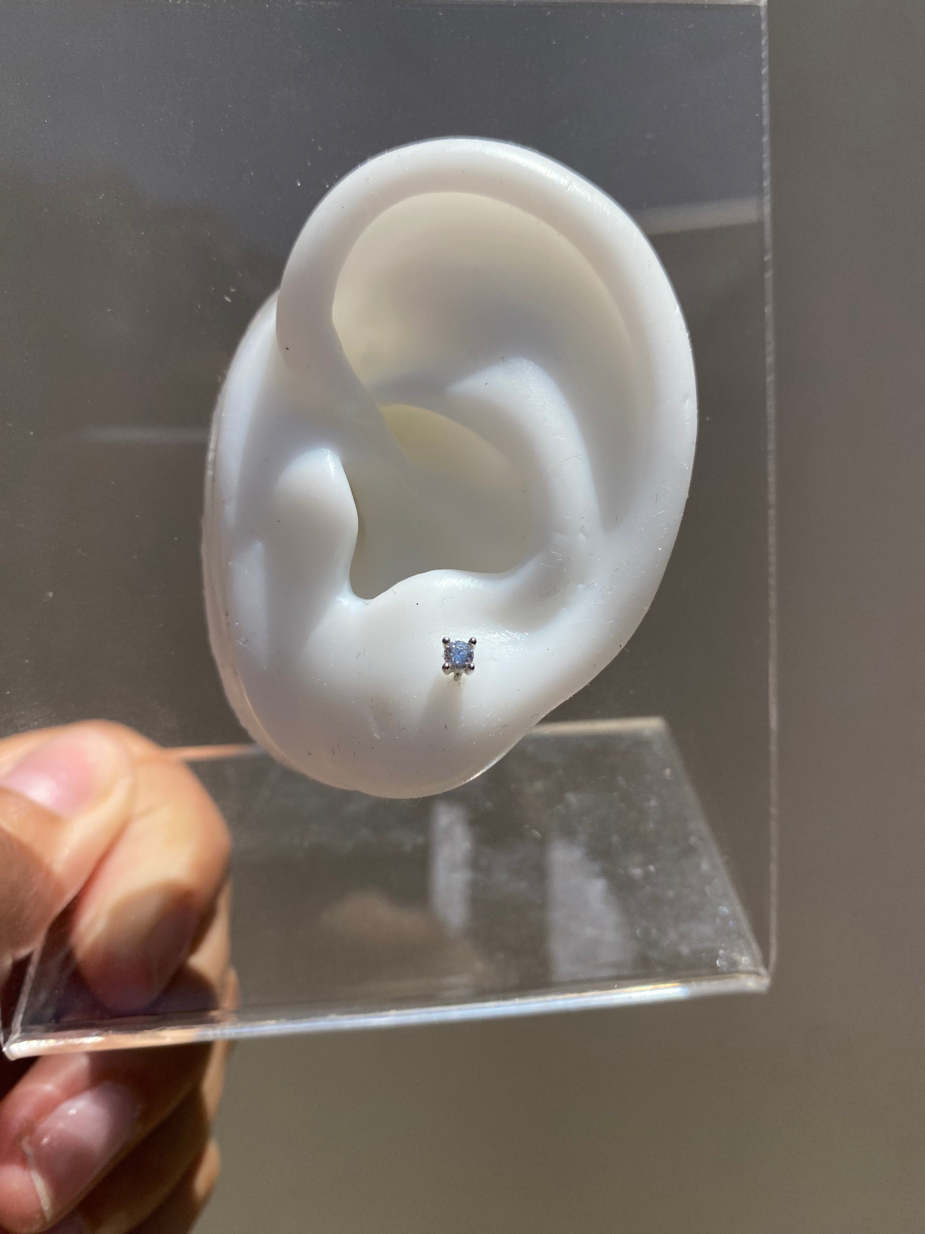 Piercing Dot Silver