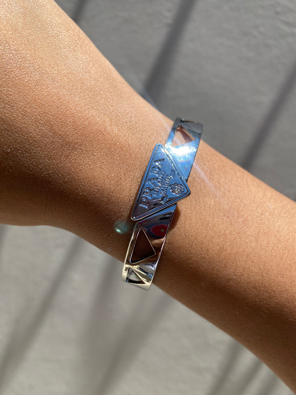 Bangle Prada Triangulos Silver