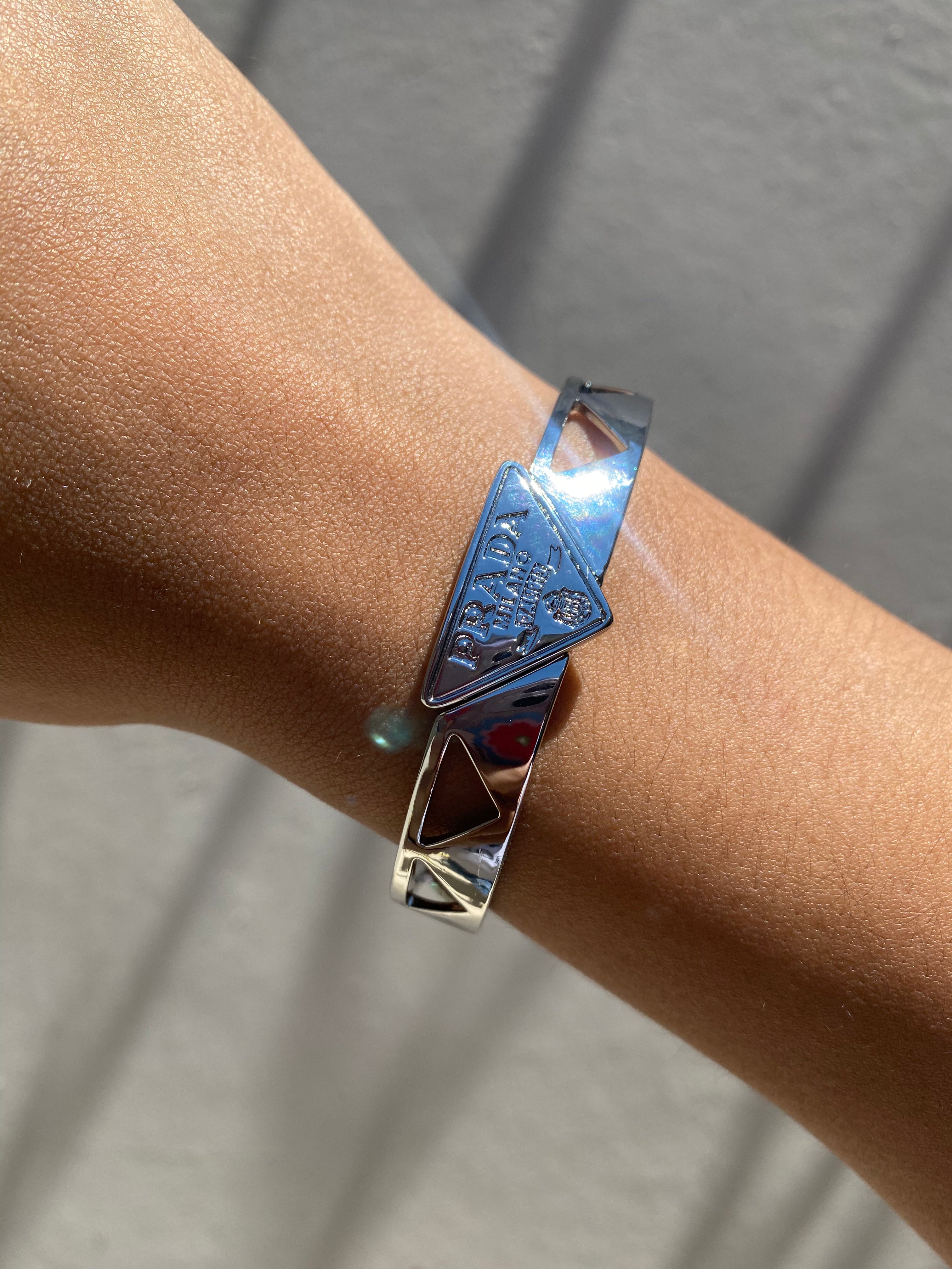Bangle Prada Triangulos Silver