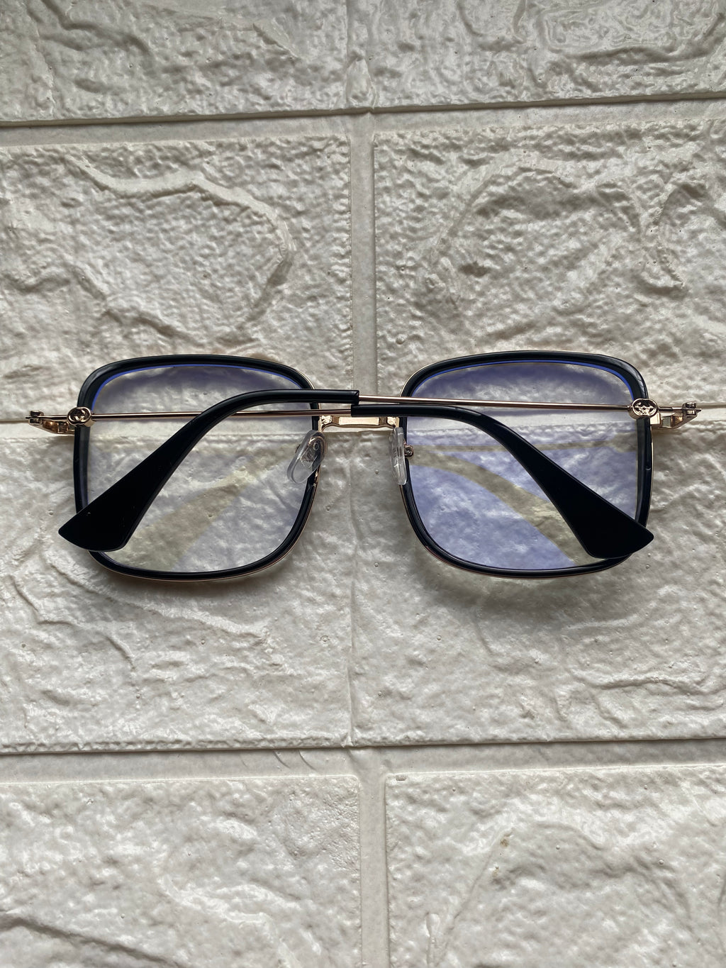 Lentes Black and Gold Square
