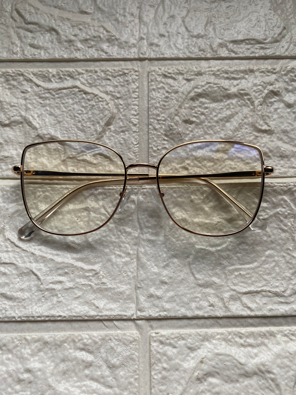 Lentes Cat Eye Full Gold detalle white