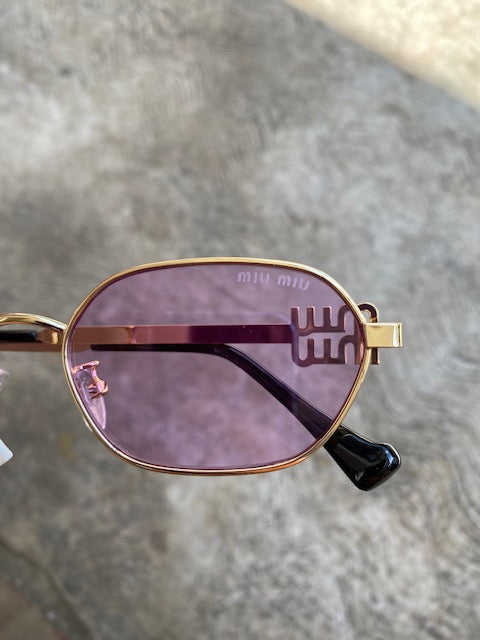 Lente tipo Miu Miu Tendencia Morado Aro Gold