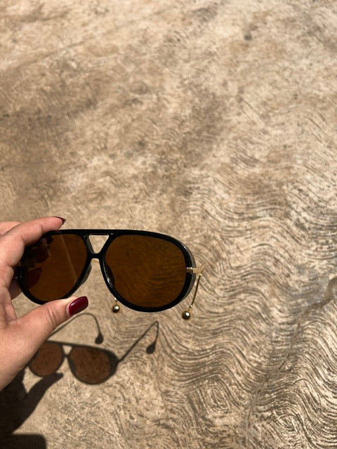 Lentes Aviadores Café Aro Negro Patillas Gold Gota Extremo