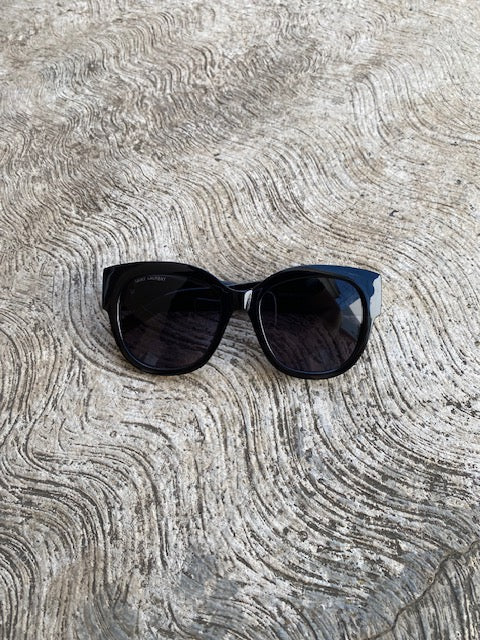 Lentes YSL Negros Semiredondos