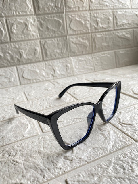 Lentes Cat Eye Todo Negro Comb