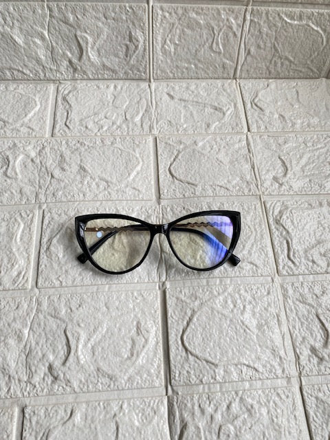 Lentes Cat Eye Negros Patillas Zigzag Gold