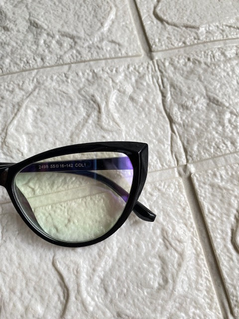 Lentes Cat Eye Negro Corte Semi Diamante
