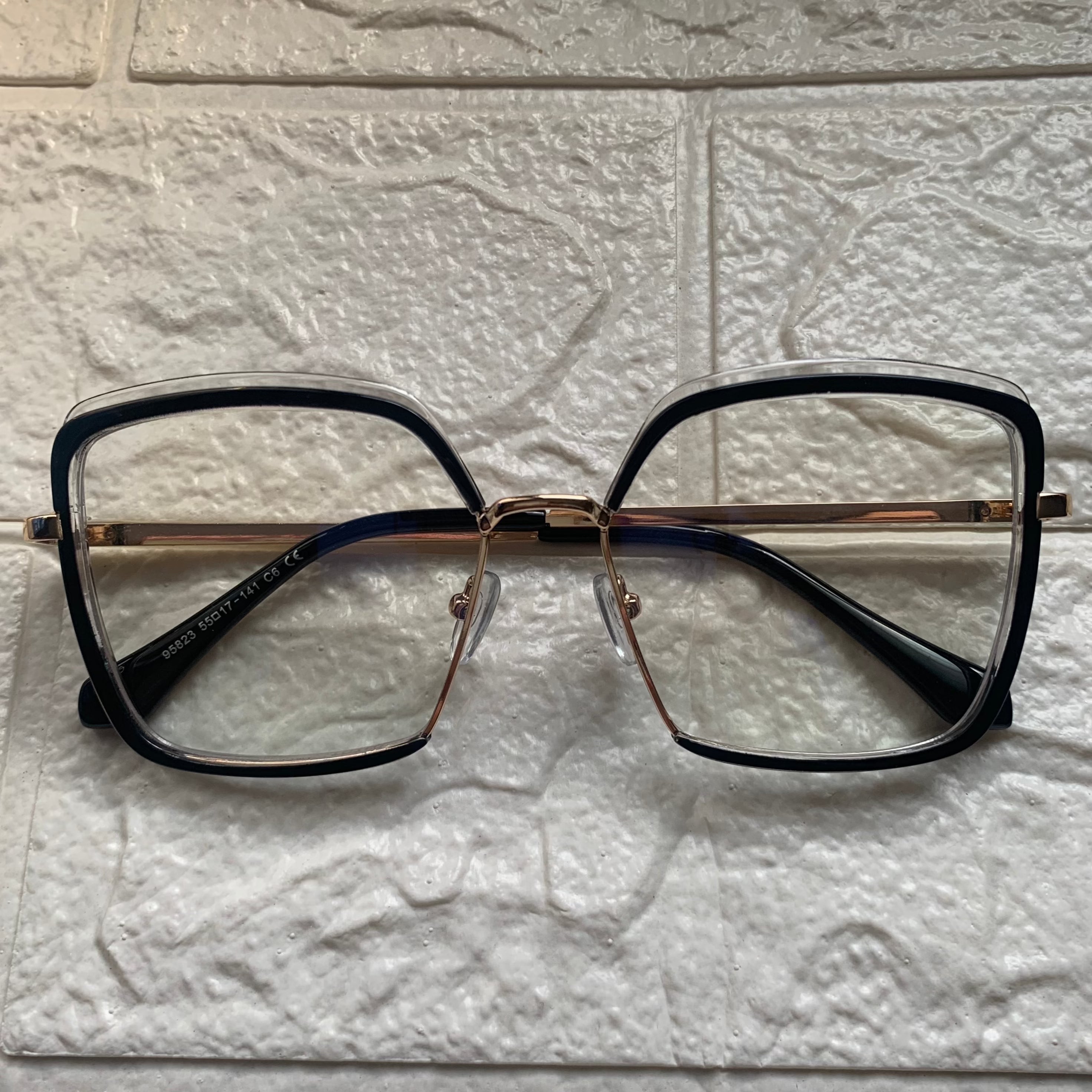 Lentes Cuadrados Clear, Negro y Gold