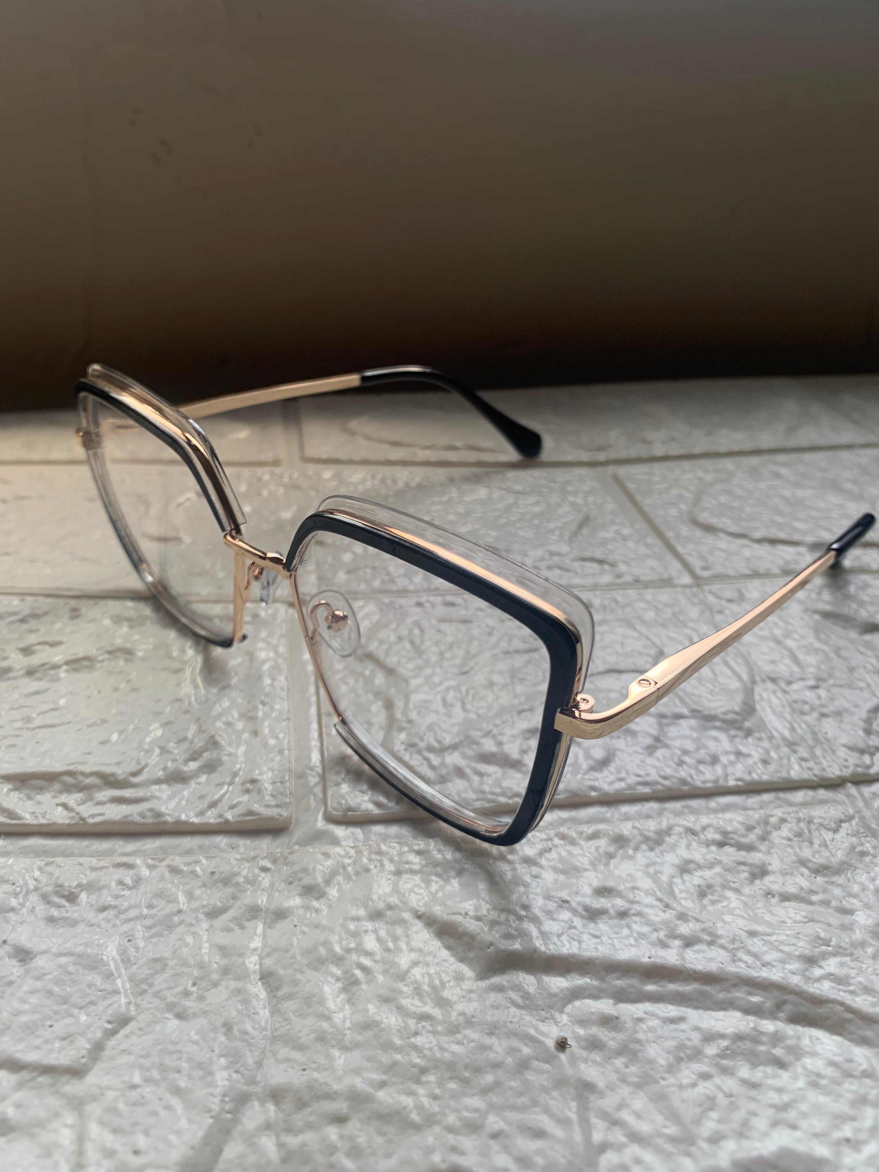 Lentes Cuadrados Clear, Negro y Gold