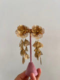 Aritos Flores Metal Gold
