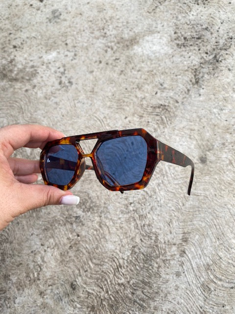 Lentes Tipo Benito Azules Aro Leopardo