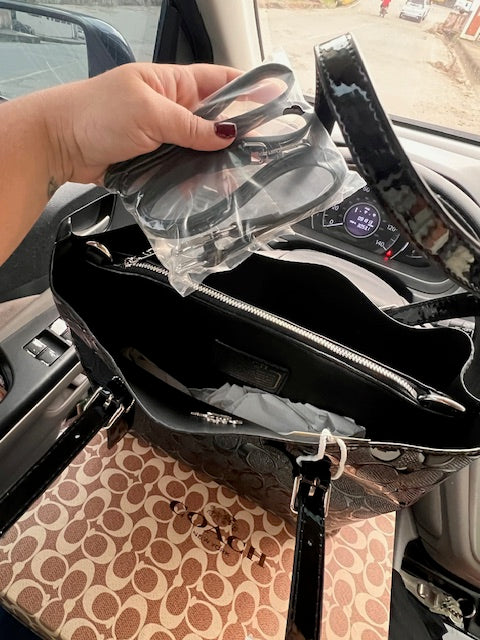 Cartera Coach Grande Negra